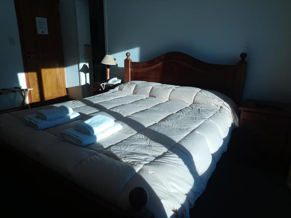 Oikos Hotel Ushuaia Bagian luar foto